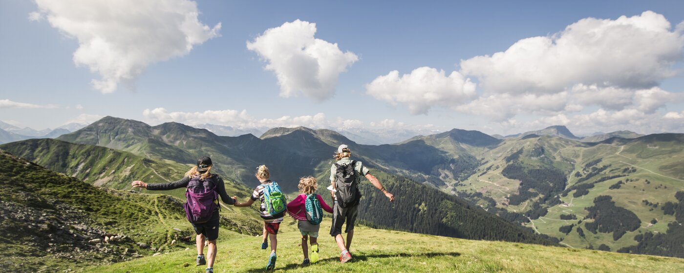 hiking with children Saalbach Hinterglemm