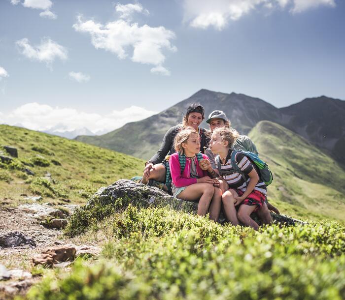 holiday with children in the mountains | © © saalbach.com, Mia Knoll